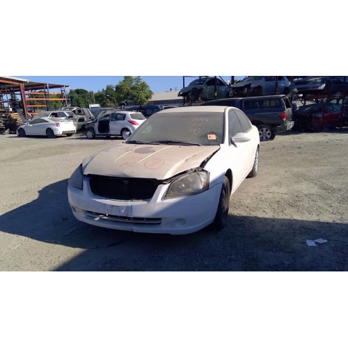 Used 2005 Nissan Altima Parts Car White With Gray Interior