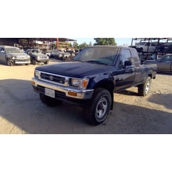 Used 1992 Toyota Pickup Parts Car - Blue with blue interior, 6-cylinder engine, automatic transmission
