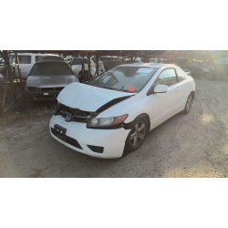 Used 2006 Honda Civic Parts Car - white with brown interior, 4-cylinder engine, Automatic transmission