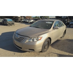 Used 2007 Toyota Camry Parts Car - Gold with tan interior, 4 cylinder engine, automatic transmission