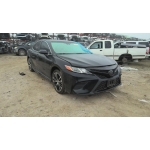 Used 2018 Toyota Camry - Black with black interior, 4 cylinder engine, automatic transmission