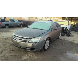 Used 2005 Toyota Avalon Parts Car - Gray with gray interior, 6-cylinder engine, automatic transmission