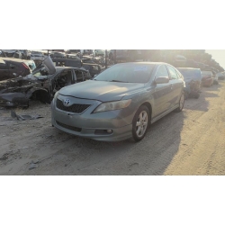 Used 2007 Toyota Camry Parts Car - Green with black interior, 6-cylinder engine, Automatic transmission