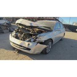 Used 2005 Toyota Avalon Parts Car - Silver with gray interior, 6 cylinder engine, automatic transmission