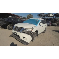 Used 2016 Nissan Pathfinder Parts Car - White with black interior, 6cyl engine, Automatic transmission