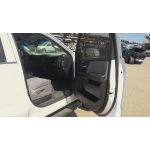 Used 2015 Chevrolet Silverado Parts Car - White with gray interior, 8-cylinder engine, automatic transmission