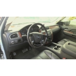 Used 2007 Chevrolet Suburban Parts Car - White with black interior, 8-cylinder engine, automatic transmission
