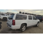 Used 2007 Chevrolet Suburban Parts Car - White with black interior, 8-cylinder engine, automatic transmission