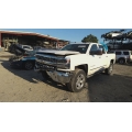 Used 2017 Chevrolet Silverado Parts Car - White with black interior, 8-cylinder engine, automatic transmission