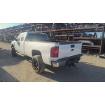Used 2013 Chevrolet Silverado Parts Car - White with gray interior, 8-cylinder engine, automatic transmission