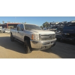 Used 2013 Chevrolet Silverado Parts Car - White with gray interior, 8-cylinder engine, automatic transmission