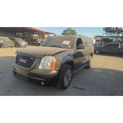 Used 2014 GMC Yukon Parts Car - Black with black interior, 8-cylinder engine, automatic transmission Used 2014 GMC Yukon Parts Car - Black with black interior, 8-cylinder engine, automatic transmission