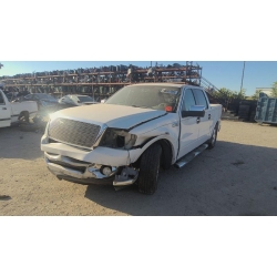 Used 2006 Ford F150 Parts Car - White with tan interior, 8-cylinder engine, automatic transmission