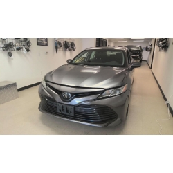 Used 2018 Toyota Camry Parts Car - Gray with black interior, 4-cylinder engine, automatic transmission